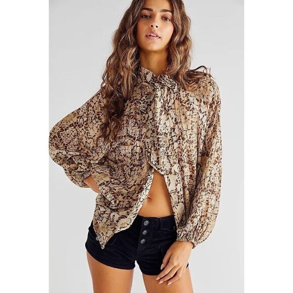 NWT FREE PEOPLE X SPELL & THE GYPSY Sz M MOSSY BLOUSE 1985 BLOUSE HONEYCOMB - Picture 1 of 9